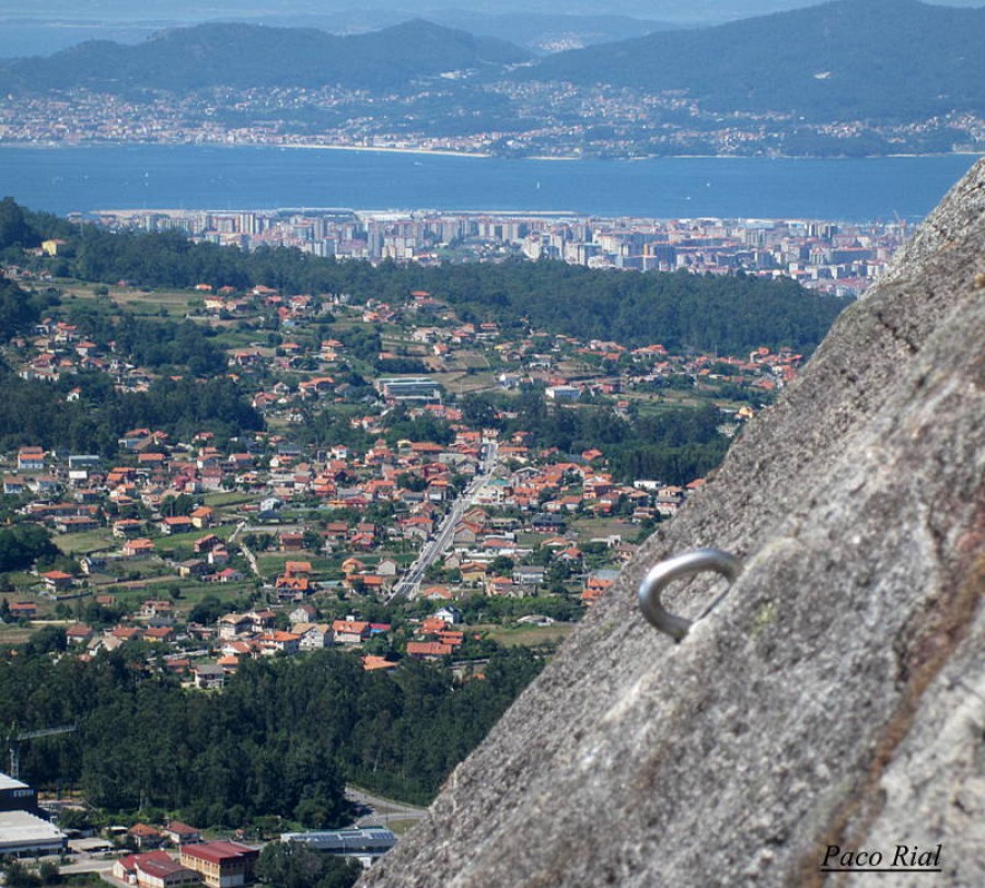 vigo   desde  lo  mal  alto