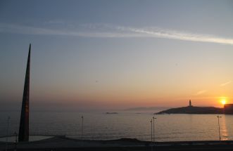 AMANECER SOBRE LA TORRE DE HÉRCULES